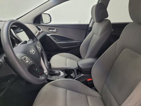 Used 2017 Hyundai Santa Fe SE image 17