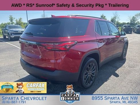 Used 2023 Chevrolet Traverse RS AWD/4WD image 3