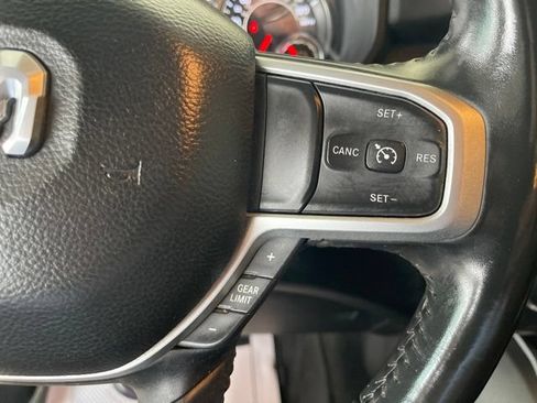 Used 2019 RAM 1500 Big Horn AWD/4WD image 24