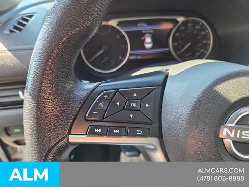 Used 2024 Nissan Sentra SV FWD image 23