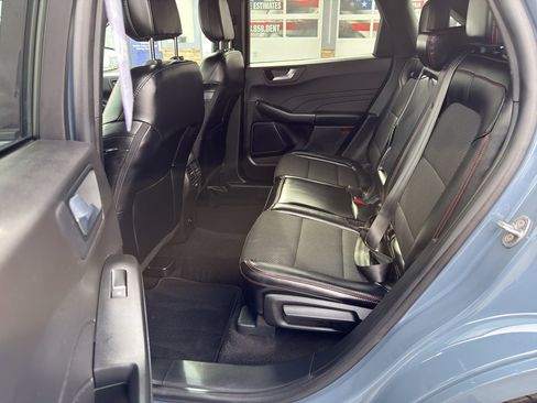 Used 2024 Ford Escape ST-Line Select w/ Tech Pack #1 image 11