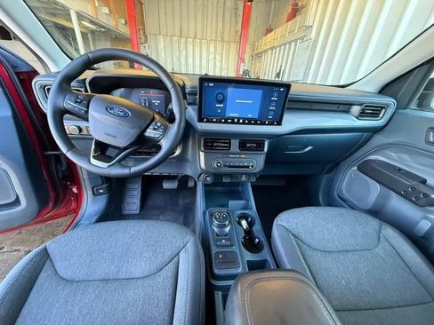 Used 2025 Ford Maverick XLT w/ Equipment Group 301A AWD/4WD image 16