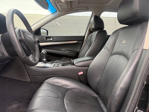 Used 2013 INFINITI G37 Journey w/ Premium Pkg image 9