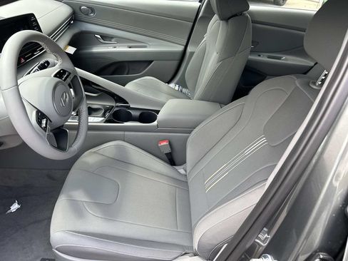 New 2026 Hyundai Elantra SEL Sport Premium FWD image 15