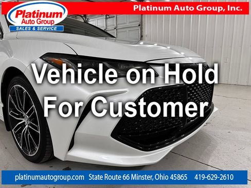 Used 2019 Toyota Avalon Touring FWD image 60
