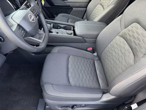 New 2026 Nissan Pathfinder SV image 11