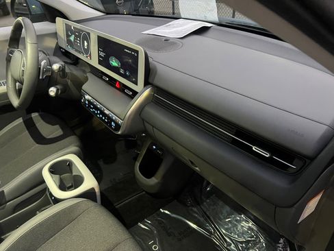 Used 2024 Hyundai Ioniq 5 SEL image 32