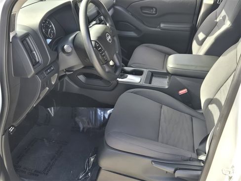 Used 2025 Nissan Frontier S image 10