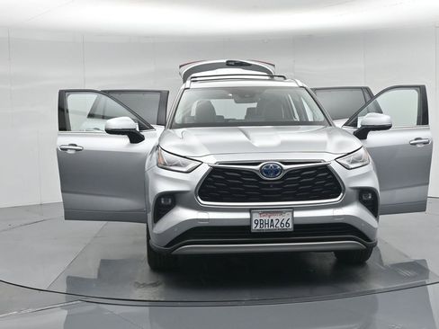 Used 2022 Toyota Highlander Platinum image 43