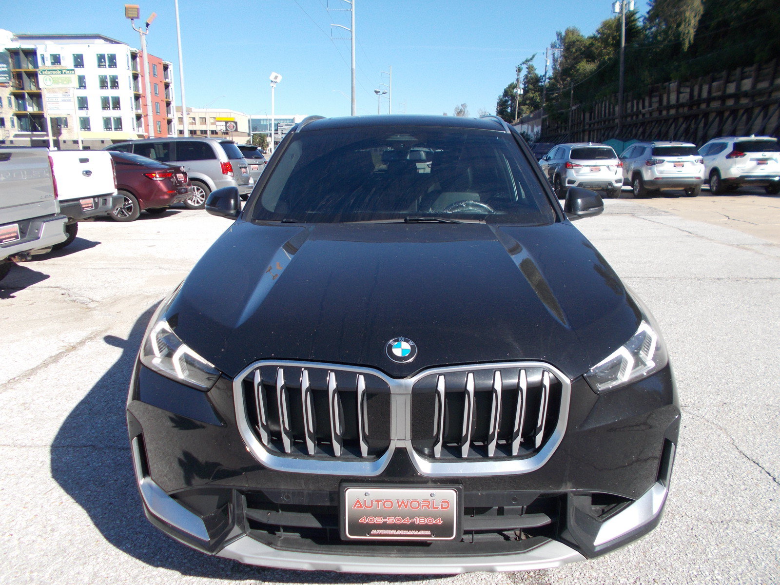 Used 2025 BMW X1 xDrive28i AWD/4WD image 2