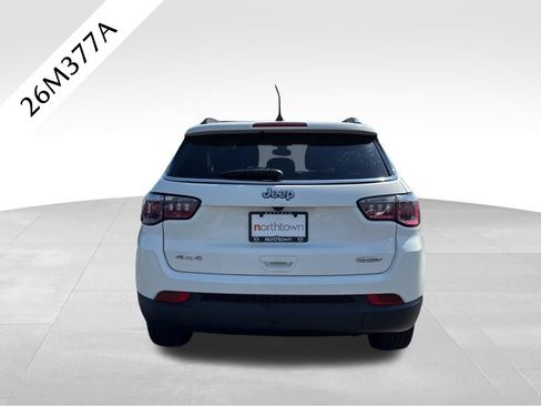 Used 2019 Jeep Compass Latitude AWD/4WD image 30