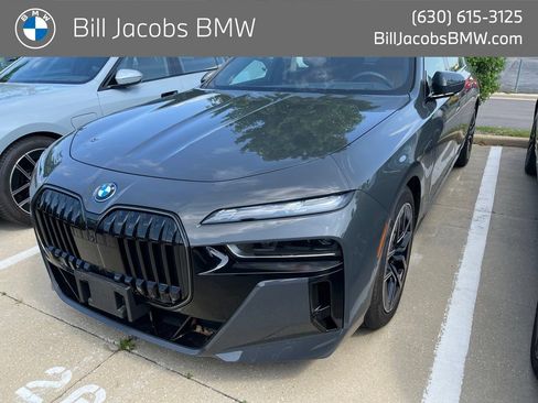 Used 2026 BMW 750e xDrive w/ Executive Package AWD/4WD image 1