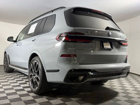 Used 2024 BMW X7 xDrive40i w/ Executive Package AWD/4WD image 4