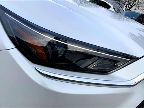 Used 2024 Toyota Grand Highlander XLE image 28