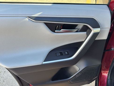 Used 2022 Toyota RAV4 Limited w/ Limited Grade Weather Package image 16