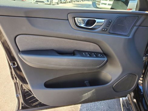 Certified 2022 Volvo XC60 B5 R-Design w/ Advanced Package image 14