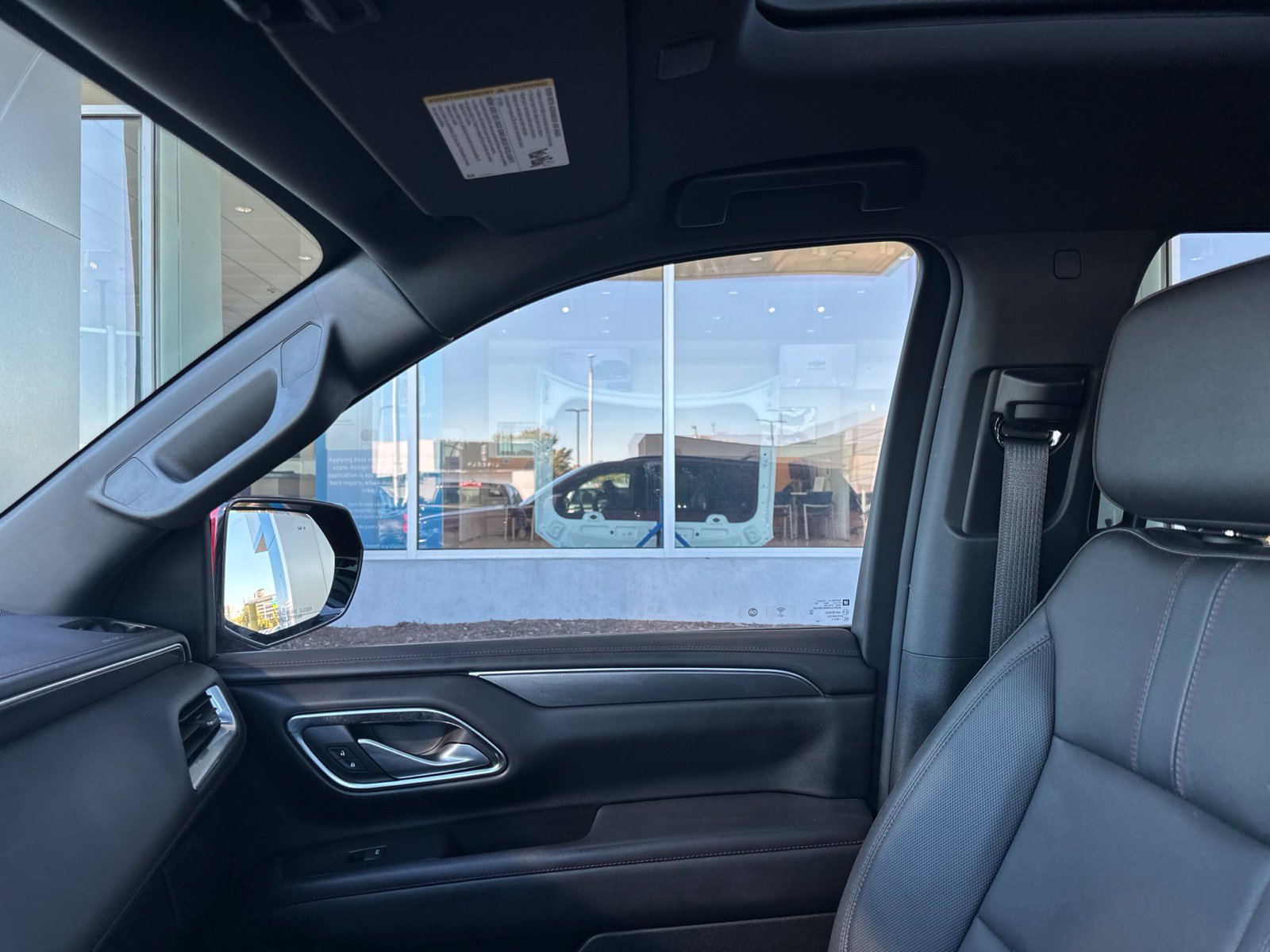 Used 2023 Chevrolet Tahoe RST w/ Luxury Package AWD/4WD image 32