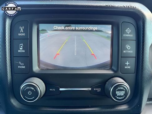 Used 2018 Jeep Wrangler Unlimited Sport image 16