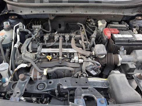 Used 2019 Nissan Kicks SR w/ SR Premium Package FWD image 27