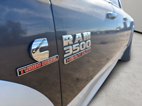 Used 2014 RAM 3500 Laramie AWD/4WD image 12