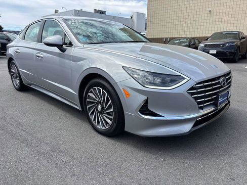 Used 2023 Hyundai Sonata SEL w/ Cargo Package image 6