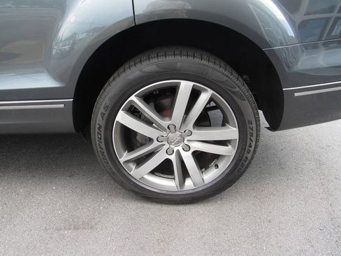 Used 2015 Audi Q7 TDI Premium Plus w/ Premium Plus Package AWD/4WD image 13