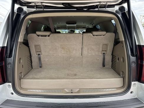 Used 2020 Chevrolet Tahoe LT RWD image 9
