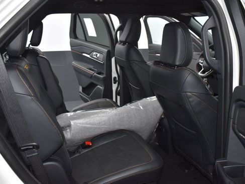 New 2026 Ford Explorer Tremor w/ Tremor Convenience Package image 14