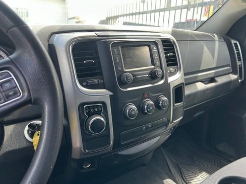 Used 2020 RAM 1500 Classic SLT RWD image 12