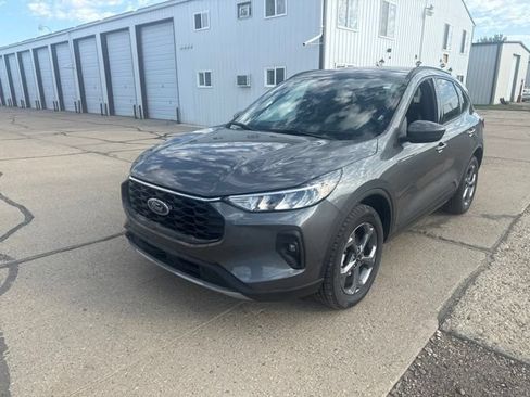 Used 2025 Ford Escape ST-Line Select AWD/4WD image 5