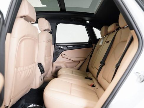 New 2025 Porsche Macan image 26