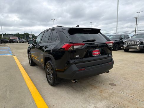Used 2025 Toyota RAV4 XLE Premium w/ Weather Package AWD/4WD image 6
