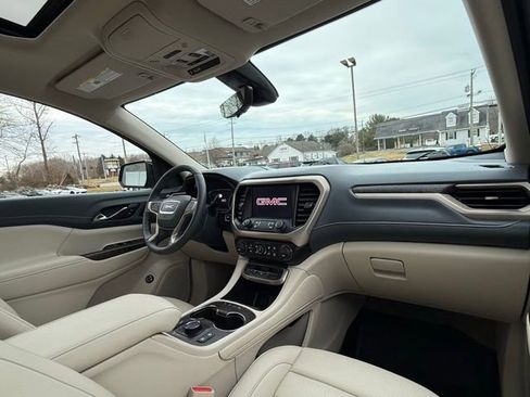 Used 2023 GMC Acadia Denali w/ Denali Ultimate Package image 28