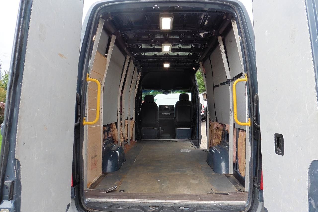 Used 2019 Mercedes-Benz Sprinter 170 image 14