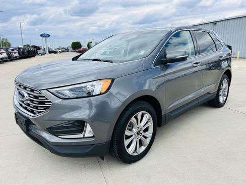 Used 2024 Ford Edge Titanium AWD/4WD image 34