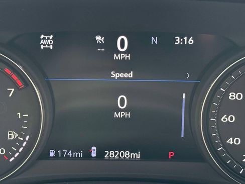 Used 2019 Cadillac XT4 Premium Luxury AWD/4WD image 5