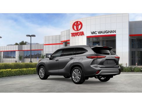 New 2026 Toyota Highlander Platinum AWD/4WD image 6