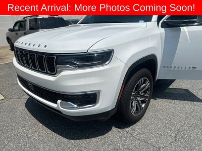 Used 2025 Jeep Wagoneer 4WD w/ Convenience Group I