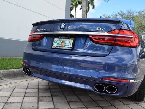 Used 2017 BMW ALPINA B7 xDrive image 19