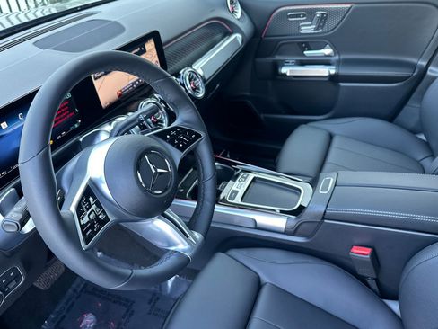 New 2026 Mercedes-Benz GLB 250 4MATIC image 10