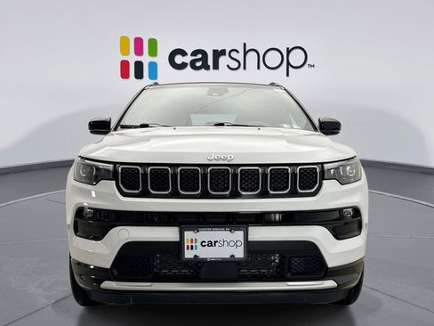 Used 2023 Jeep Compass Limited w/ Elite Group image 8