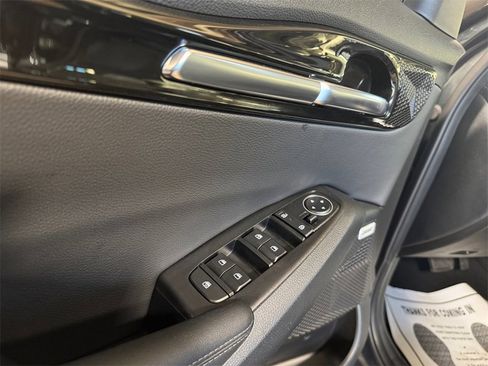 Certified 2024 Kia Seltos SX w/ SX Sunroof Package image 14