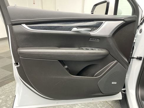 Certified 2023 Cadillac XT5 Premium Luxury w/ Technology Package image 9