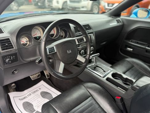 Used 2009 Dodge Challenger R/T image 15
