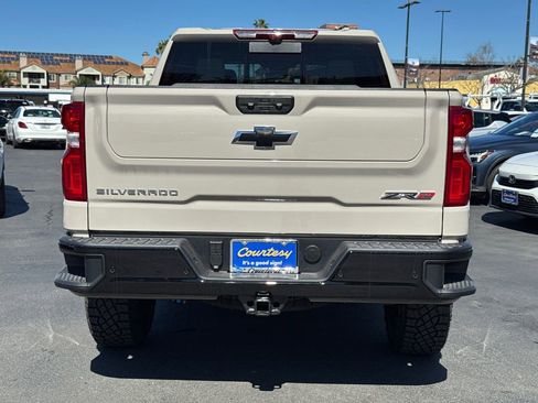New 2026 Chevrolet Silverado 1500 ZR2 image 8