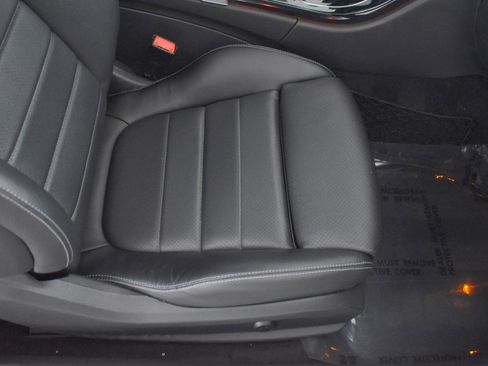 Used 2017 Mercedes-Benz C 300 4MATIC Coupe image 35