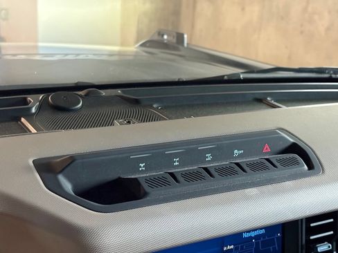 Used 2023 Ford Bronco Wildtrak AWD/4WD image 22