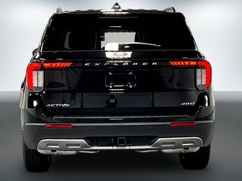 New 2026 Ford Explorer Active AWD/4WD image 4