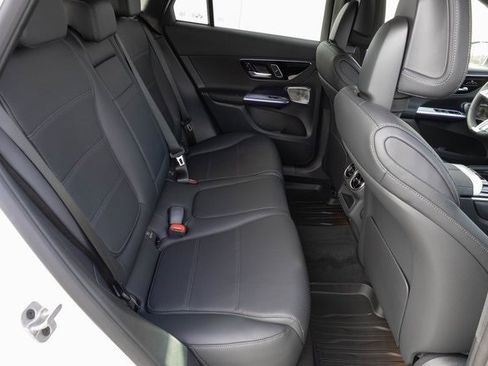 New 2026 Mercedes-Benz GLC 300 GLC 300 image 19