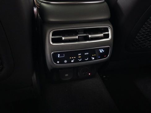 Used 2026 Genesis GV70 3.5T Sport Prestige image 34